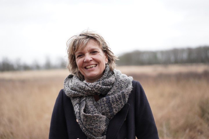 Maria Koijck wint de Vrouw in de Media Award 2021 Groningen - Foto Eva Glasbeek - Promotie Noord
